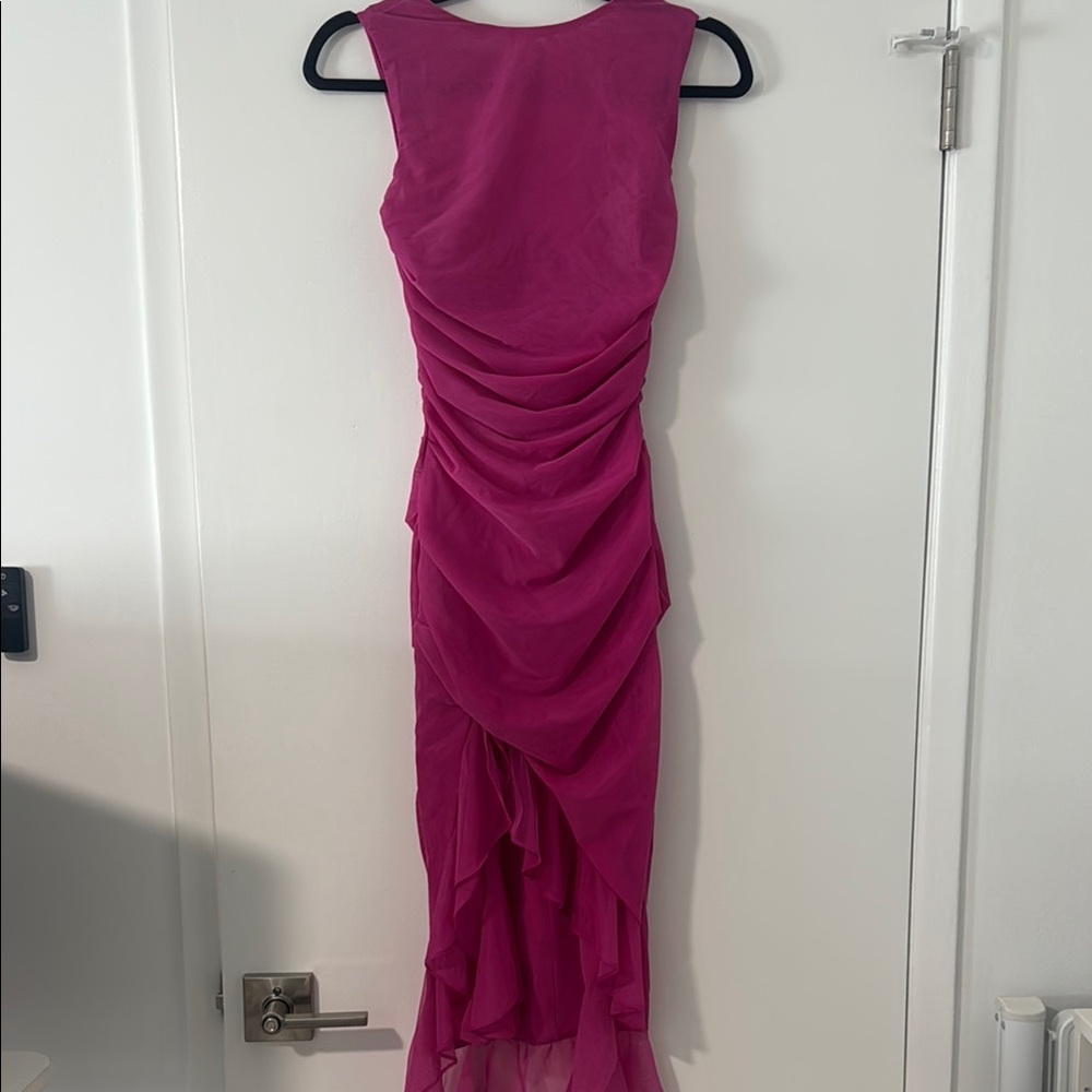 Elegant Pink Sleeveless Dress